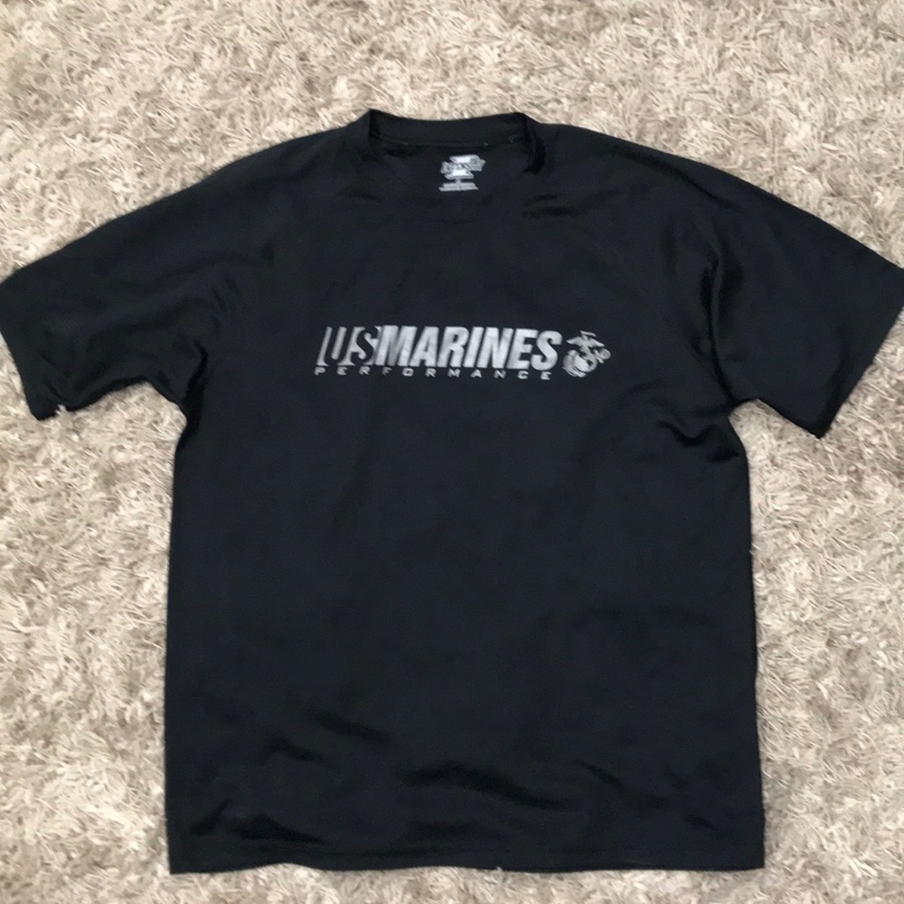 US Marines Performance t-shirt size Medium.